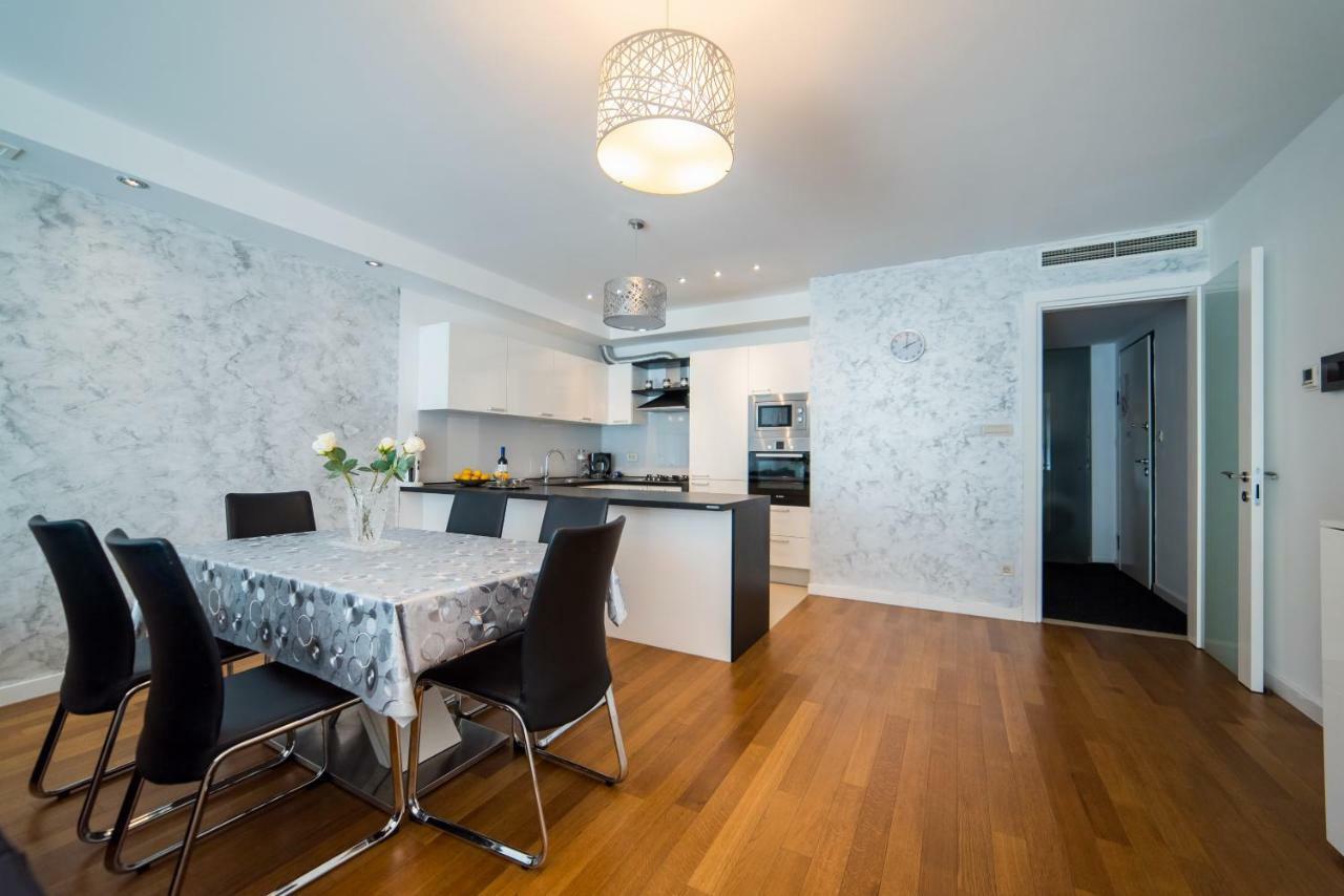 Apartment Style Luxury 2