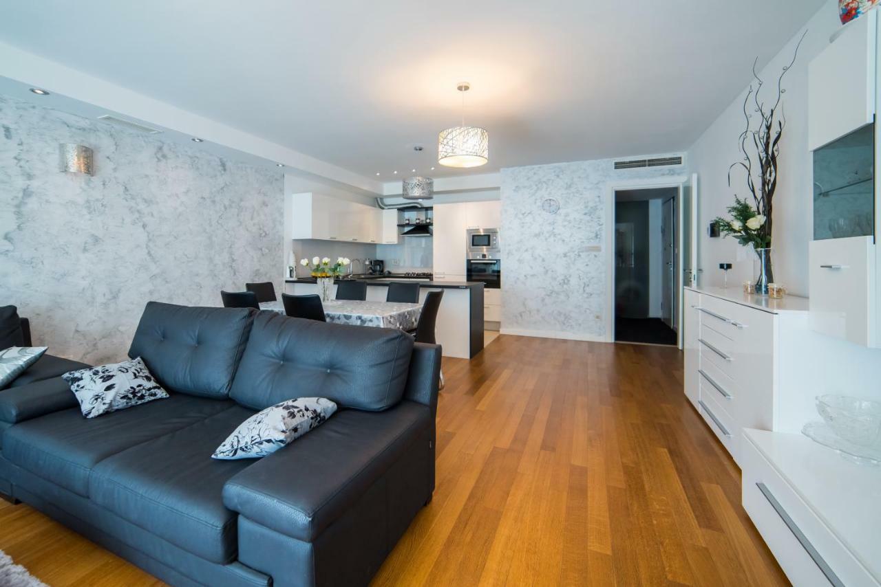 Apartment Style Luxury 2